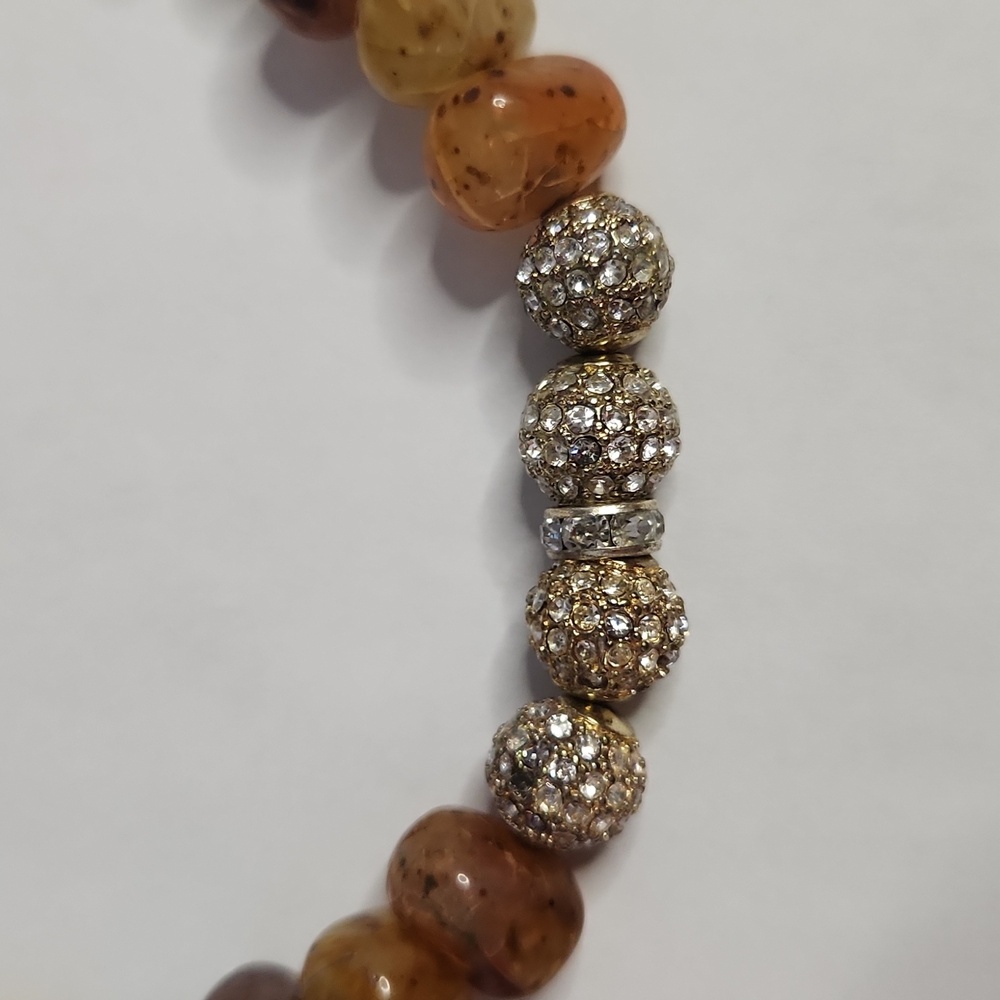 Amber - Picture 2 of 3